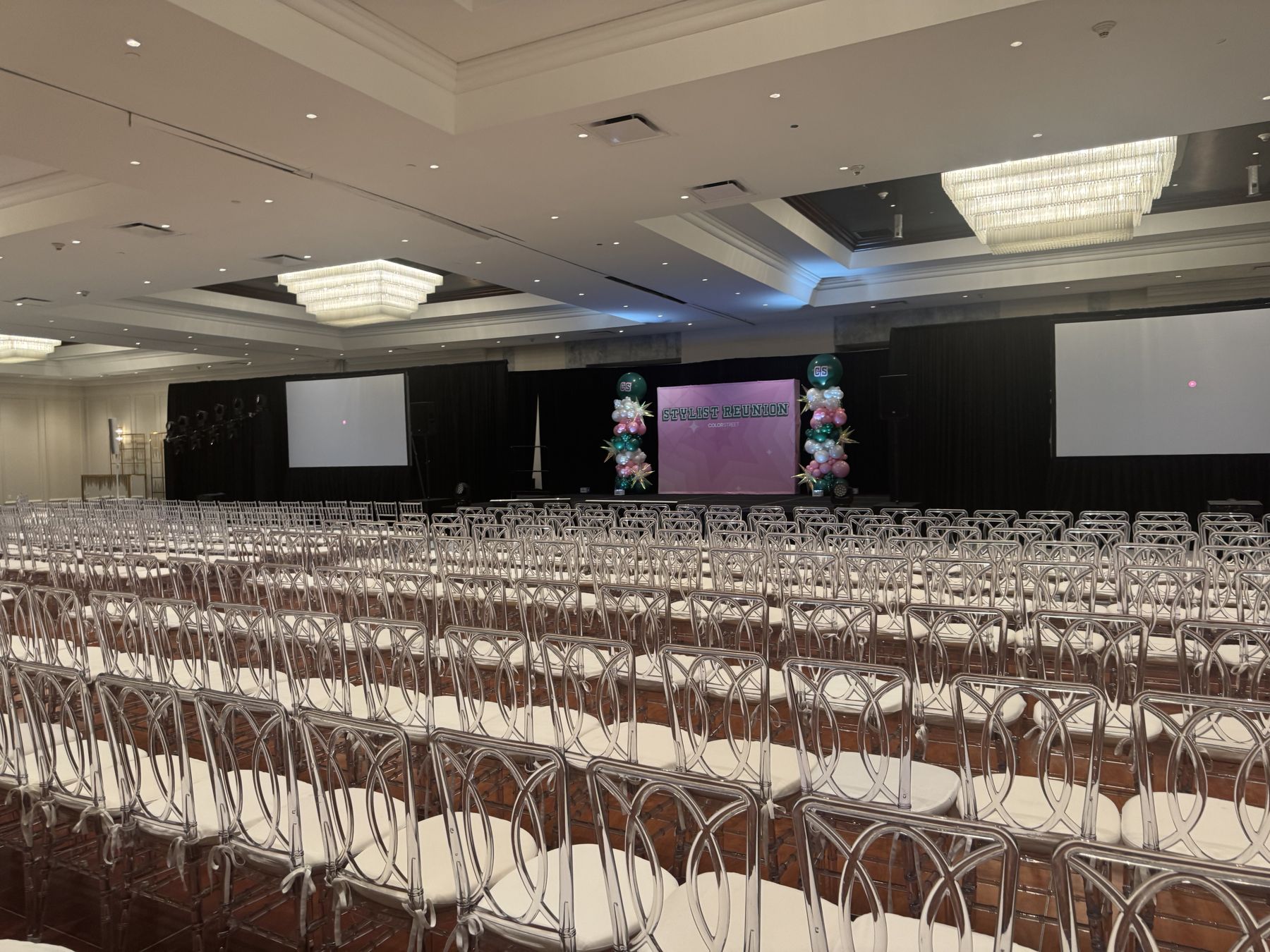 The Horizon Ballroom set theater style