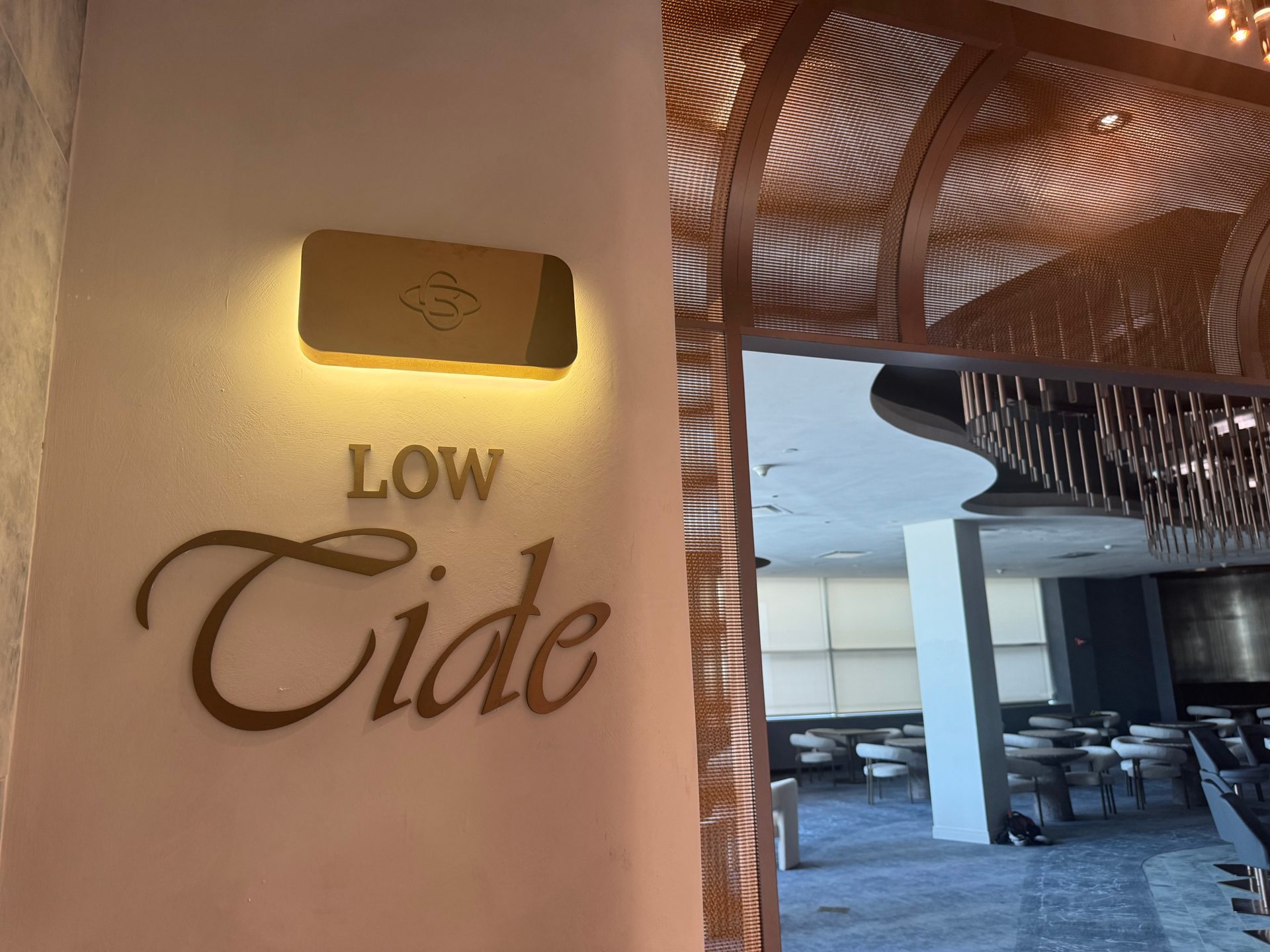 Low Tide · At the Door