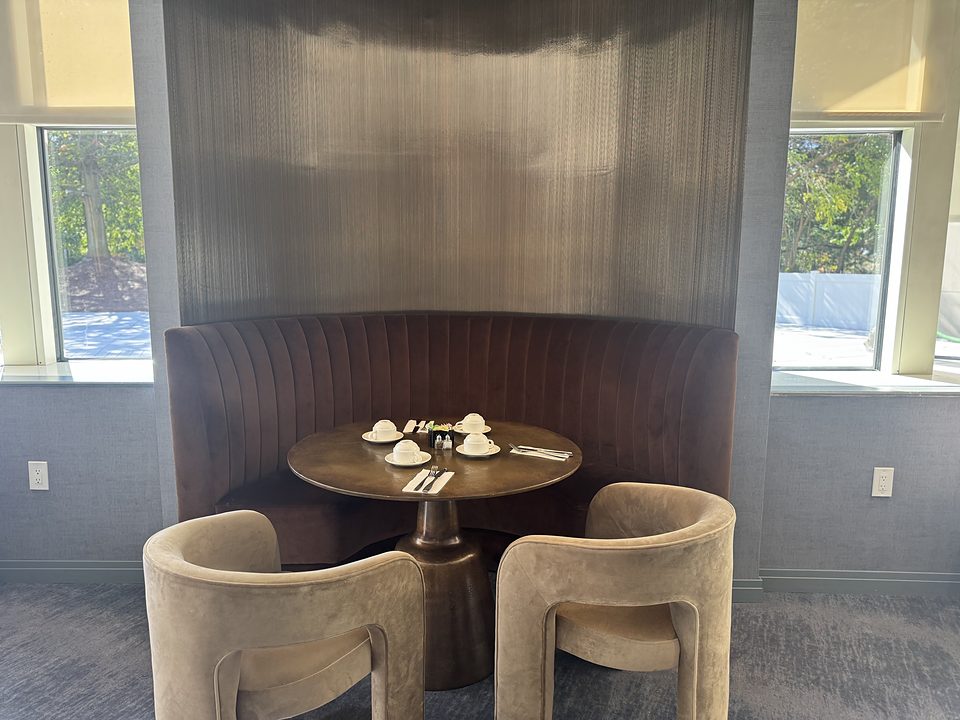 Booths along the windows at Low Tide