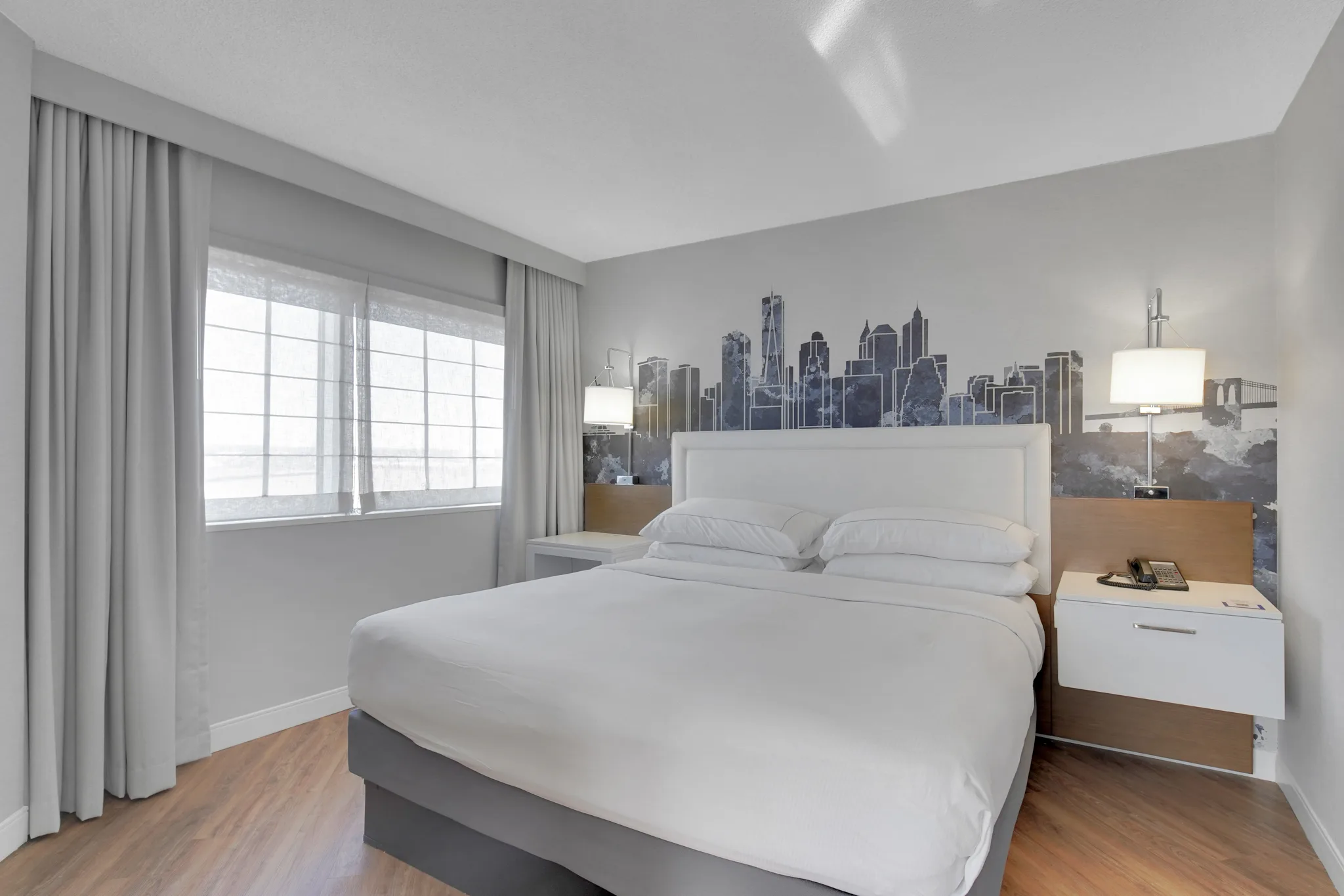 panoramic king bed photo